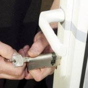 <a style="font-size:16px;" href="/sluzby/vymena-zamku">Výměna zámků</a>